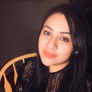 Meet your Posher, Selena